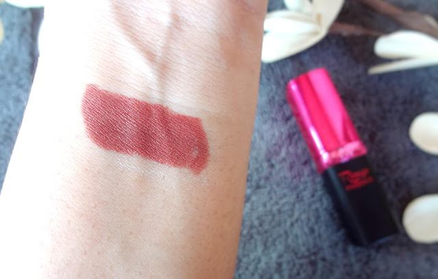  Review on Loreal Rouge Magique Intense Matte Lipsticks in shade Divine Mocha