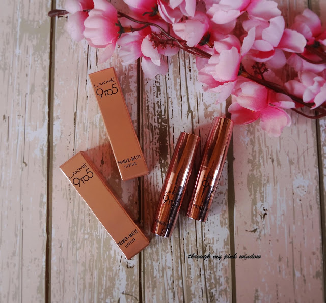 Review and Swatchs of Lakme 9 To 5 Primer + Matte Lipstick in M19 Blush Book And MP7 Rosy Sunday