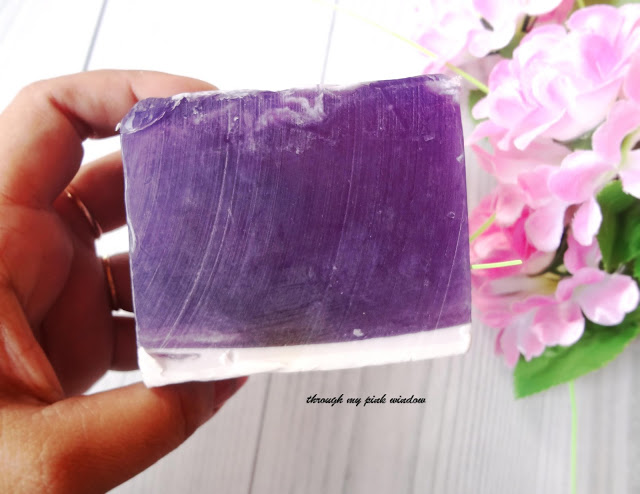 Review of Nyassa French Lavender Soap and Rejuvenating Bath Salts
