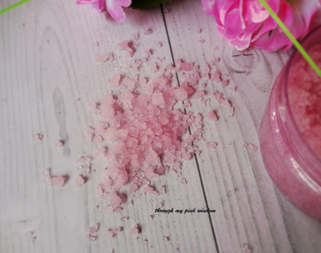 Review of Nyassa French Lavender Soap and Rejuvenating Bath Salts
