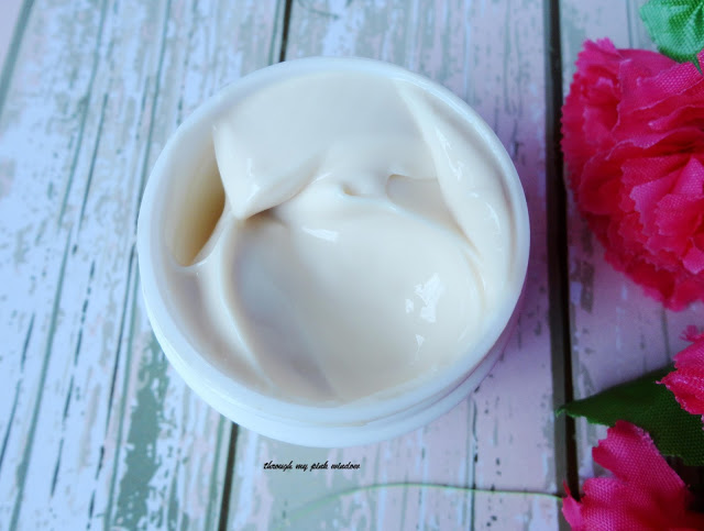 Mamaearth Under Eye Cream for mama Mamaearth Under Eye Cream for mama: Review