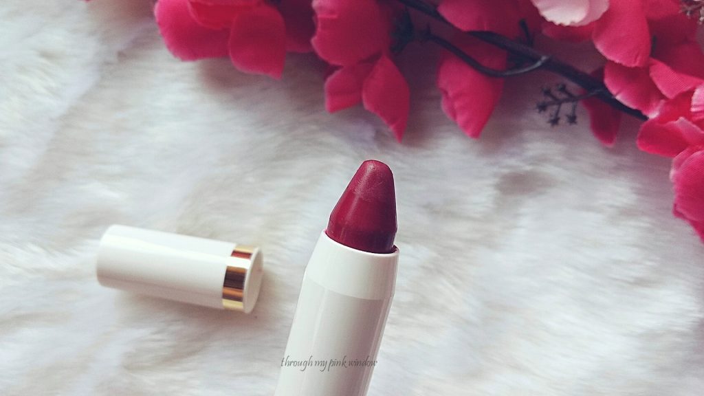MyGlamm Perfect Curves Lip crayon in Cosmopolitan Review