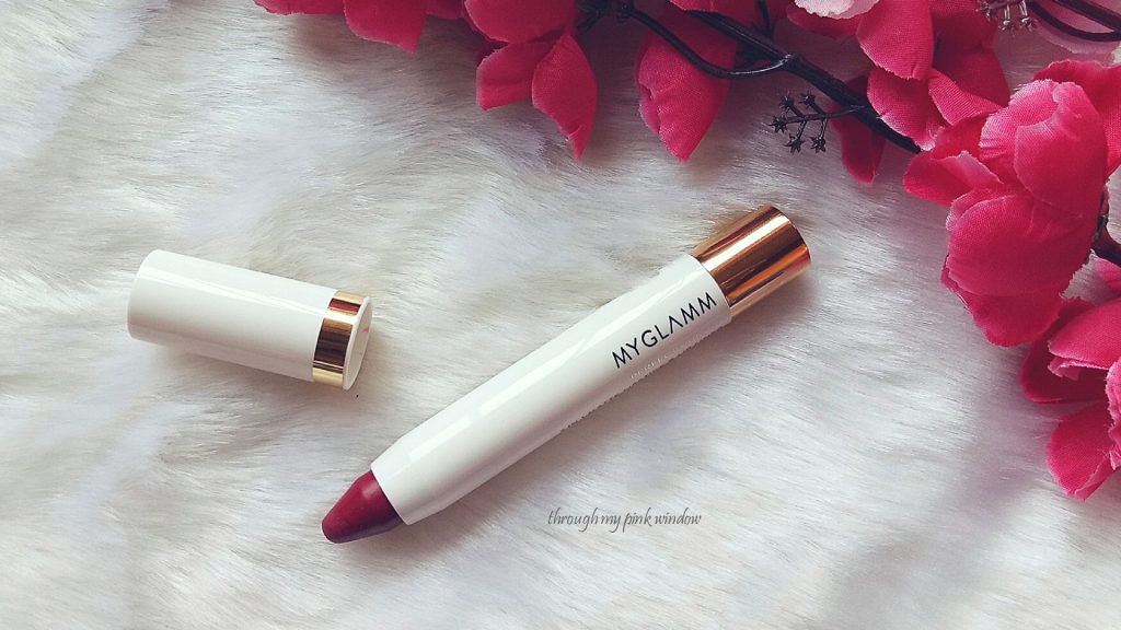 MyGlamm Perfect Curves Lip crayon in Cosmopolitan Review