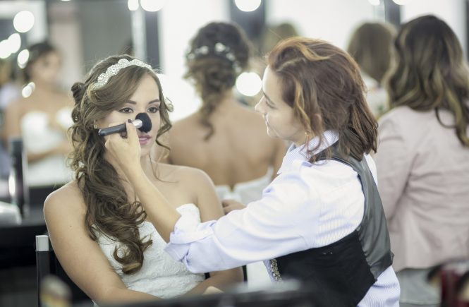 Makeup Tips for Homecoming Dance