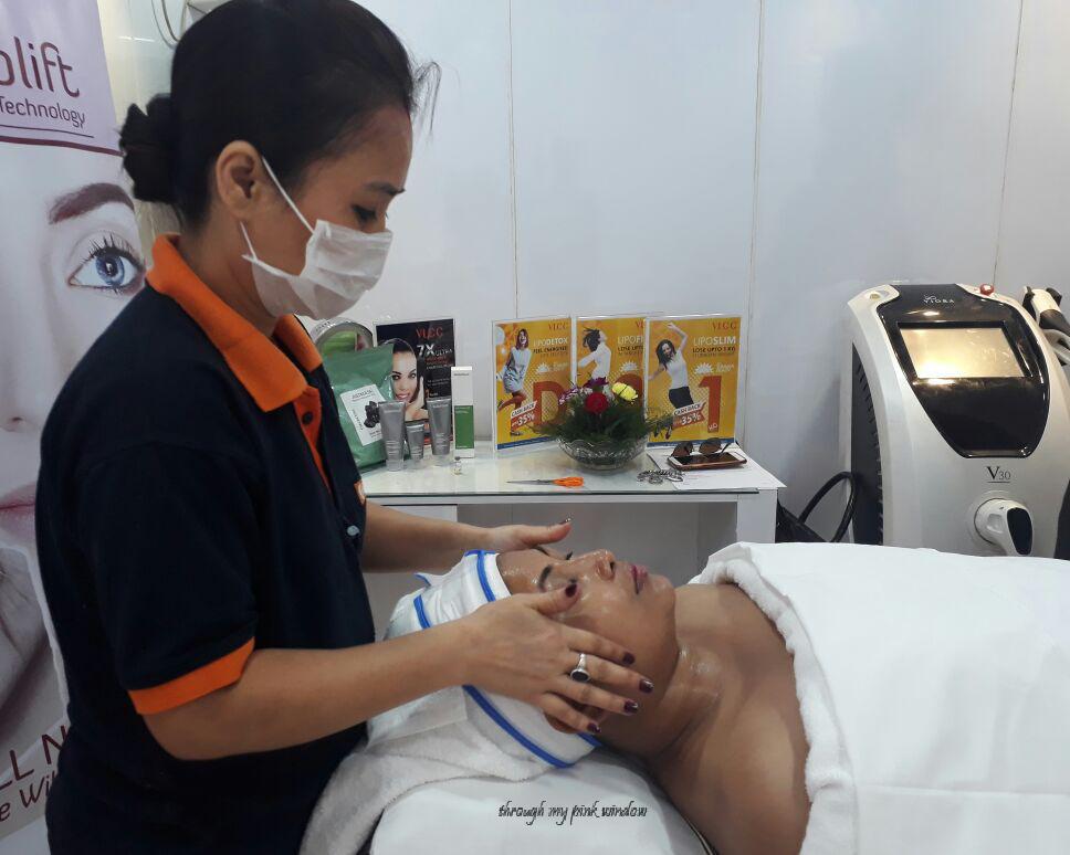 VLCC 7x Ultra Rejuvenating Charcoal Facial