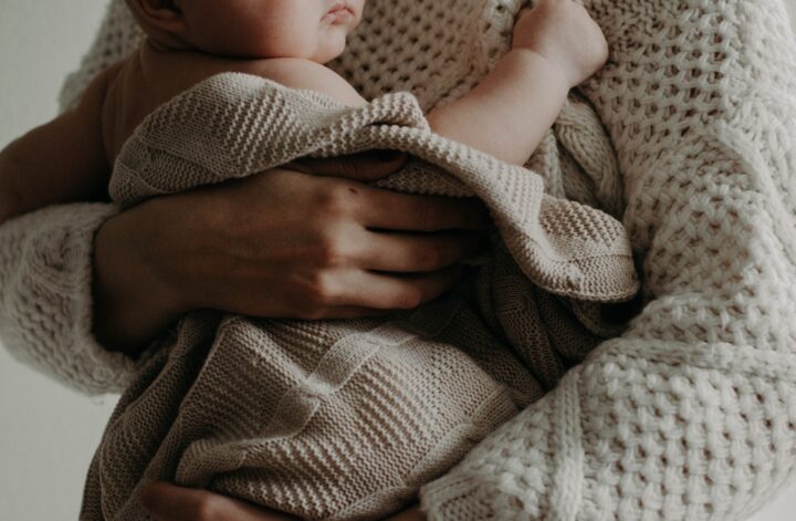 5 Trusted Brands that offer natural baby moisturisers to keep your little one's skin moisturised